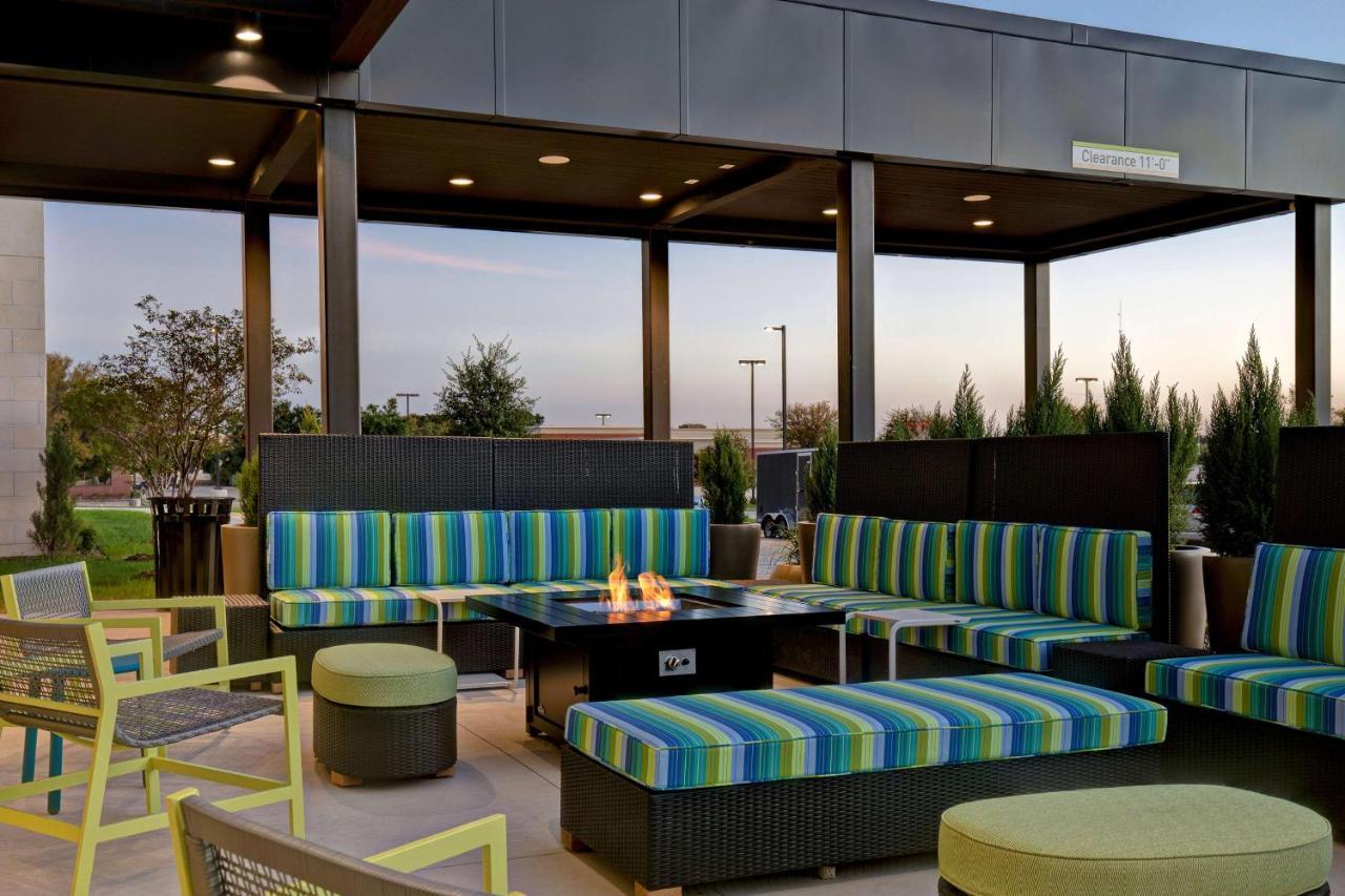 Home2 By Hilton Dallas