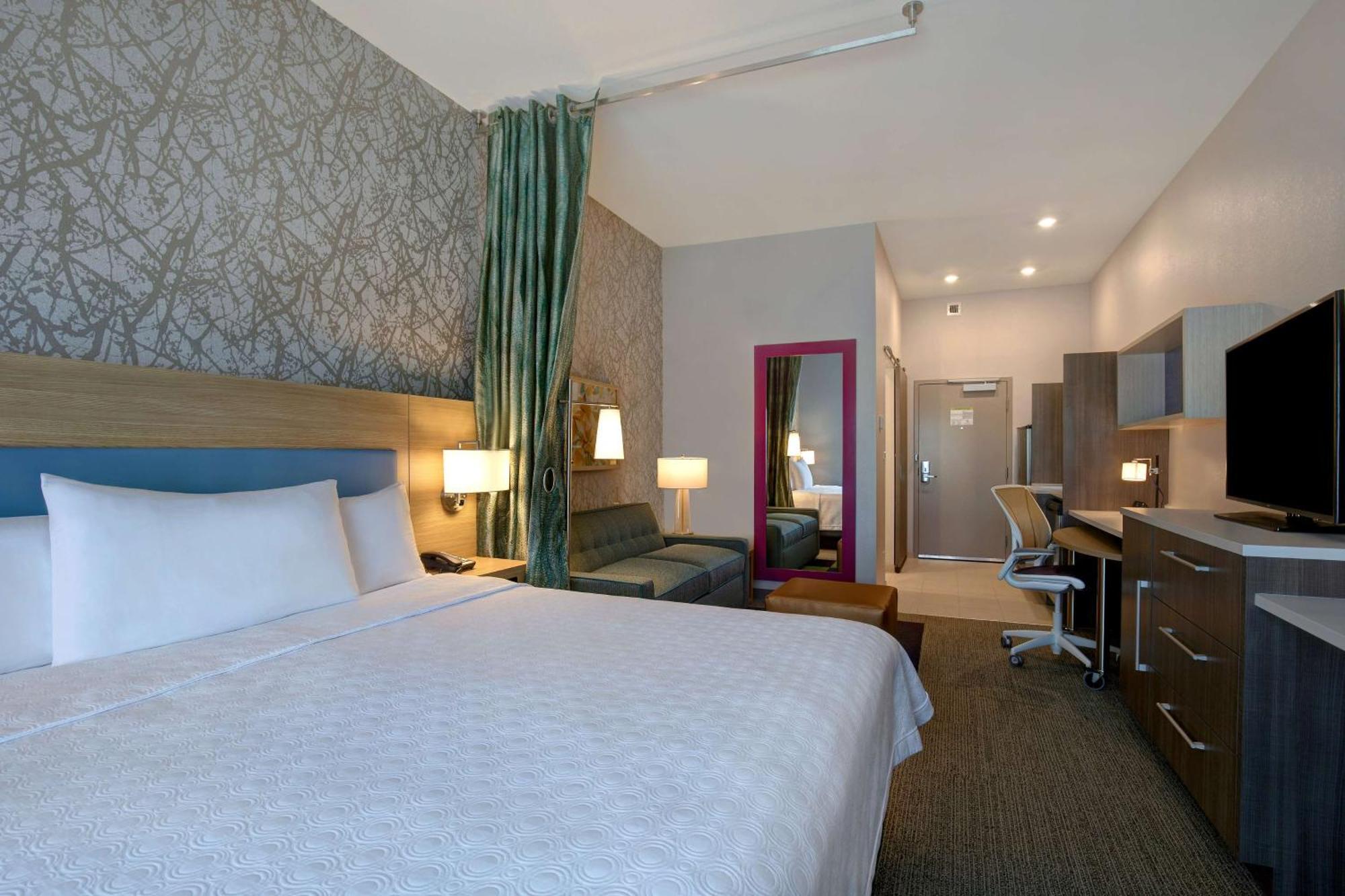 Home2 By Hilton Dallas Hotel 3*